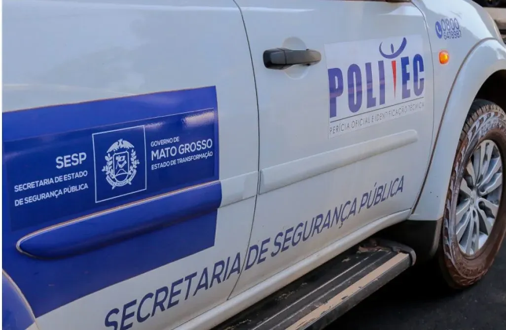 Homem é encontrado morto em barraco de madeira em bairro de Cuiabá