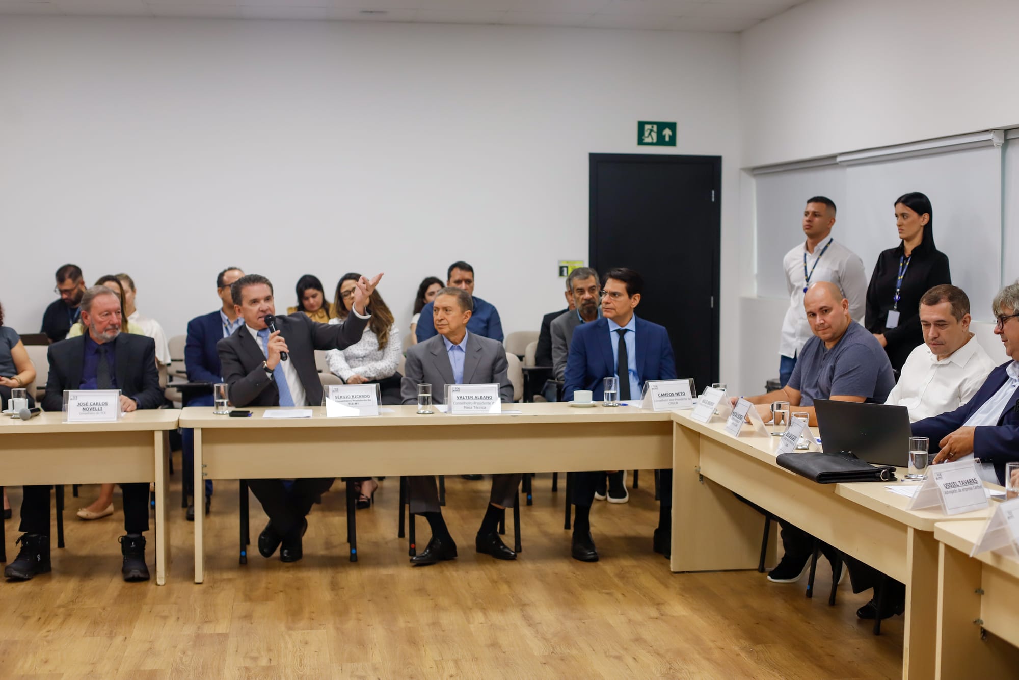 TCE media acordo e Prefeitura de Cuiabá parcela dívida de R$ 35 milhões com empresas de ônibus