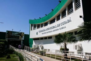Desaprovação da Câmara de Cuiabá pela população chega a 57,5%, aponta pesquisa Percent