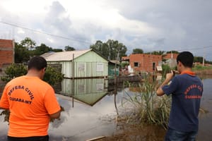 Secretário alerta para nova chuva intensa em Cuiabá: “Evitem áreas alagadas”