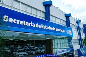 Seduc abre inscrições de concurso com 1.500 vagas com salários de até R$ 17 mil