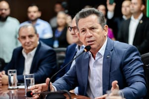 Governador defende investigação rigorosa após operação na Câmara de Cuiabá: “Doa a quem doer”