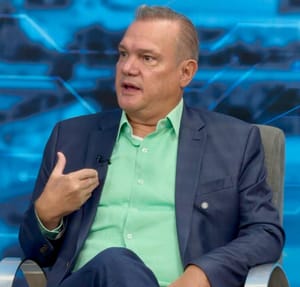 Senador de MT critica omissão de Lula no caso da fraude bilionária do INSS