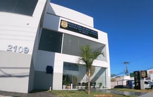 Suspeito de tentar matar sua ex-companheira a golpes de faca é preso na capital