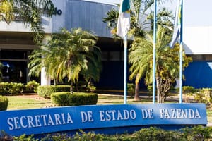 MT terá que pagar R$ 1,6 milhão a fiscal de tributos afastado ilegalmente por 40 meses