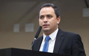 Quem Estuda, Luta: O Direito como Caminho de Transformação Social