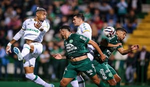 Cuiabá sofre virada e perde para Chapecoense pela Série B; veja os lances