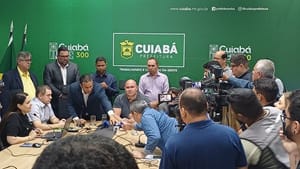 Abílio ajusta contas e anunciará fim do decreto de calamidade financeira