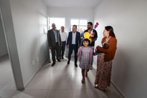 Estado entrega mais 595 casas populares em três residenciais pelo Ser Família Habitação